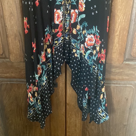 Lola P Cap Sleeve Hanky Hem Dress - Picture 4 of 6